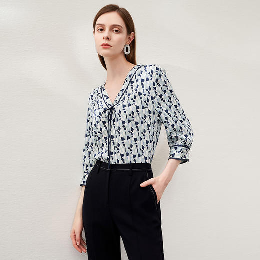 EITIE爱特爱春季新款五分袖印花宽松小上衣6913606 商品图3
