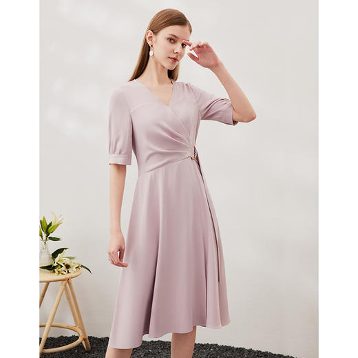 EITIE爱特爱春季新款V领气质收腰显瘦连衣裙6907629 商品图2