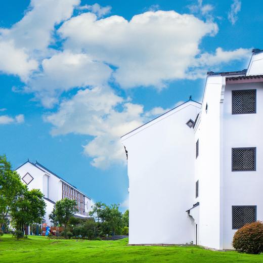 【年夜饭专享】无锡 | 无锡梁鸿湿地丽笙度假酒店年夜饭套餐，3888起/六人1晚，5688起/六人2晚，可放烟花，2026年年夜饭超前预售~~ 商品图3