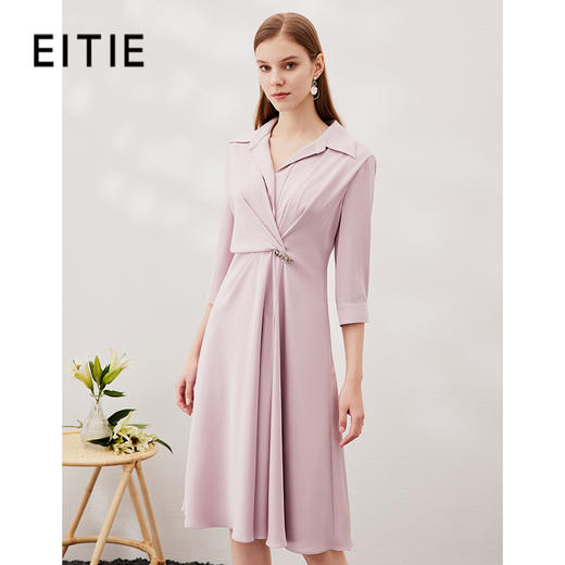 EITIE爱特爱春季新款优雅五分袖V领显瘦收腰过膝连衣裙6907628 商品图0