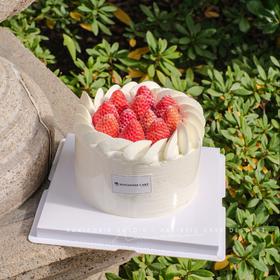 【草莓屋】lady小姐。草莓奶油千层～