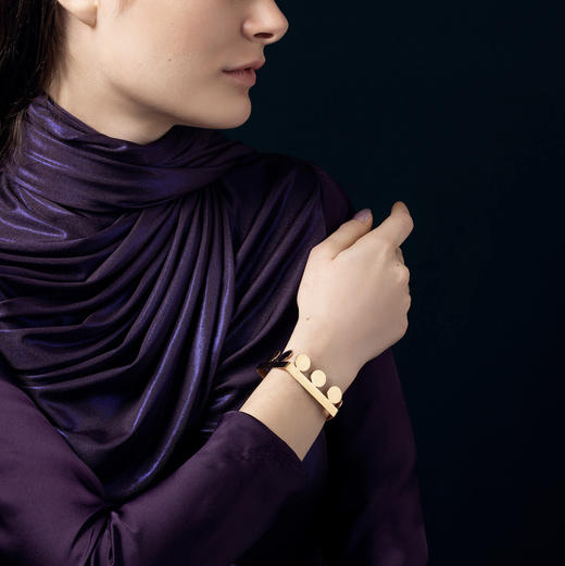 Salome Charly KERA 手工锤纹手镯 商品图2