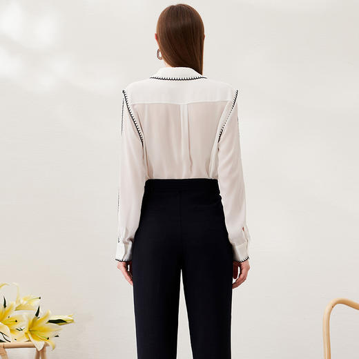 EITIE爱特爱春季新款时尚通勤简约舒适显瘦衬衫女上衣6909608 商品图4