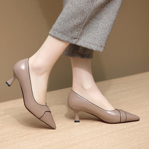 优雅百搭，舒适柔软尖头真皮高跟小皮鞋GLS534 商品图0