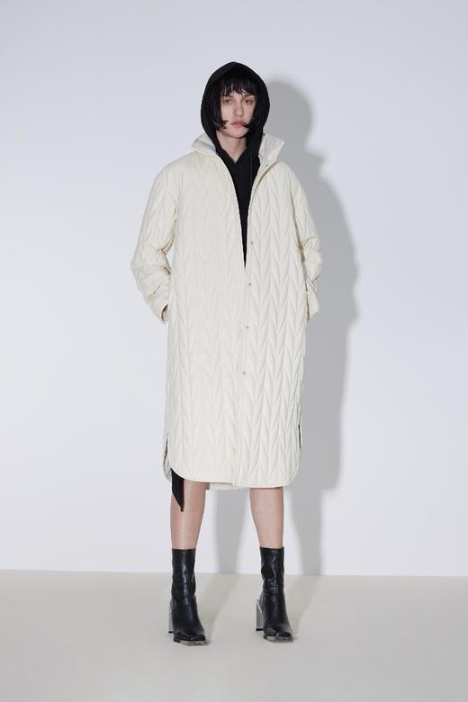 规则绗线长款皮质羽绒服 商品图0