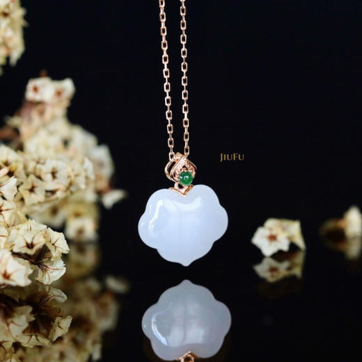 18K玫瑰金和田玉（白玉）吊坠--小如意  /双面如意12*14mm /配镶翡翠 商品图4