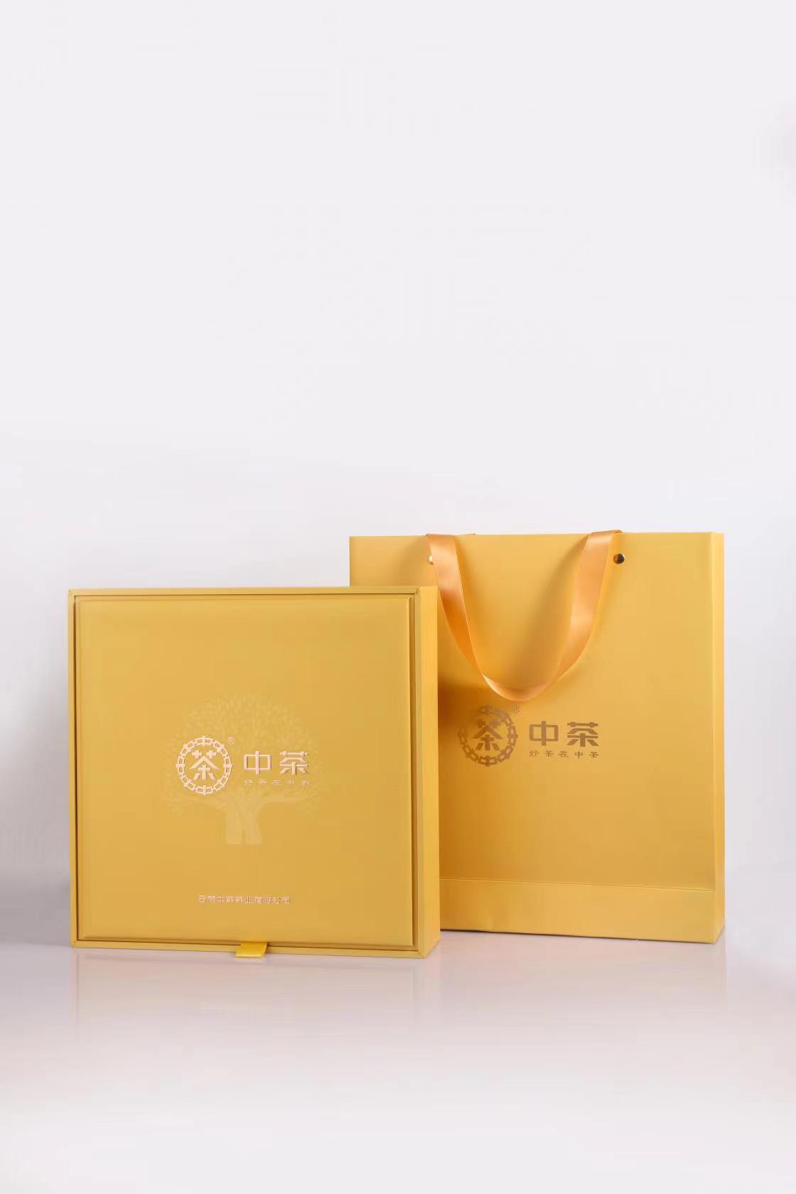 中茶&帝韵号 班章老树普洱茶（生茶）紧压茶礼盒