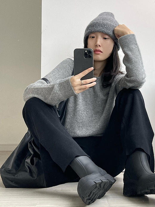 322工房轻柔触感纯山羊绒圆领针织衫2022冬款纯色打底套头衫A994 商品图2