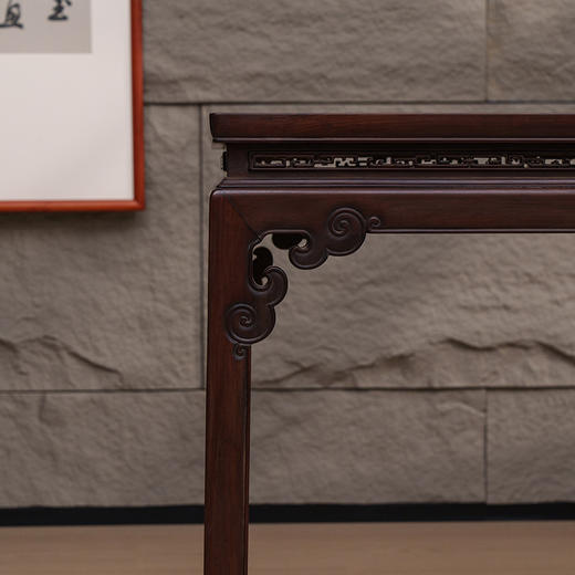 清 红木束腰马蹄腿如意云纹条桌 商品图1