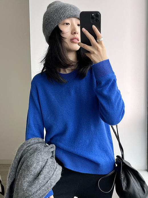 322工房轻柔触感纯山羊绒圆领针织衫2022冬款纯色打底套头衫A994 商品图1