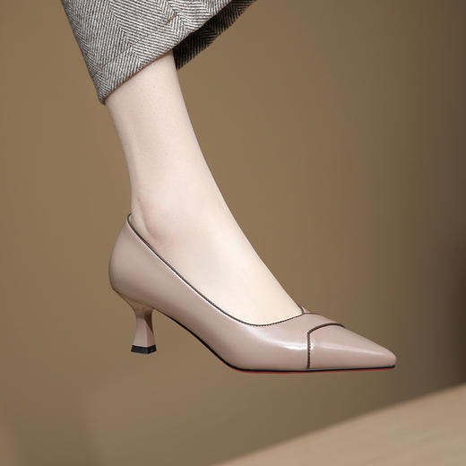 优雅百搭，舒适柔软尖头真皮高跟小皮鞋GLS534 商品图1