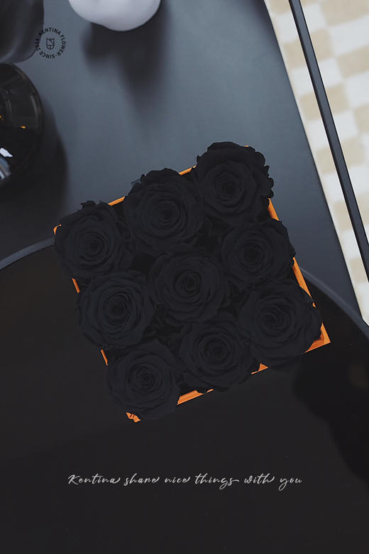 Kentina布莱卡永生花方形九朵玫瑰礼盒附亚克力相框 商品图6