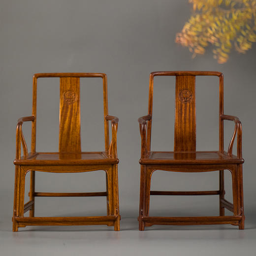 黄花梨扇面南官帽椅微型摆件（一对） 商品图0