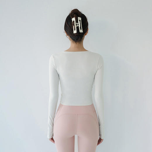 【超亲肤❗️新款软糯瑜伽服】新款跑步性感上衣，运动训练瑜伽内衣吸汗吊带，休闲女紧身速干健身衣长袖 商品图2
