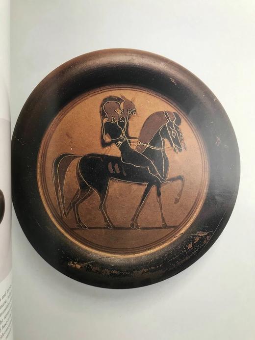 早期希腊艺术中的人物形象 67幅彩色插图 平装16开 商品图14