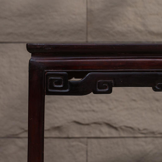 清 红木镶云石回纹八仙桌 商品图1