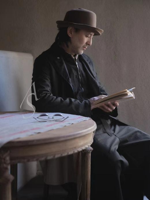 Paul Harnden 男士黑色暗纹羊毛长外套 商品图2