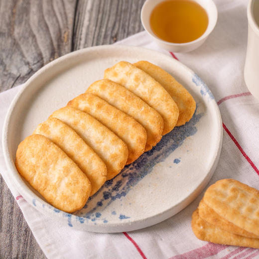 旺旺 经典口味年节限定旺旺仙贝400g 商品图3