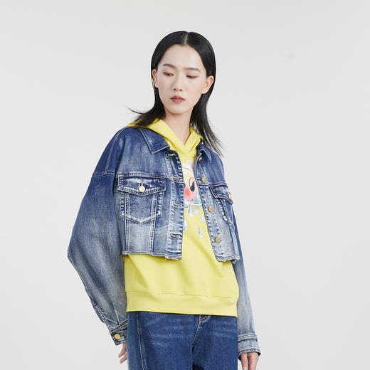 谜底短款牛仔外套女2023春新款复古渐变色洗水牛仔百搭231MW0022 商品图3