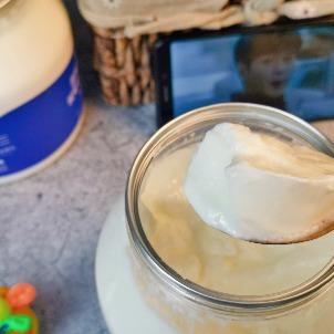 s 【近期生产】马三三家庭装原味酸奶1kg 商品图1