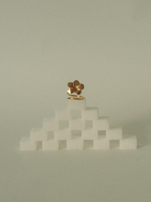 OKRA | Frangipani flower Ring 鸡蛋花瓣  [开口戒指] 商品图1