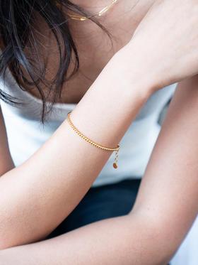 CAPSULE | Clouds beads bracelet [ 金色串珠手链 ]