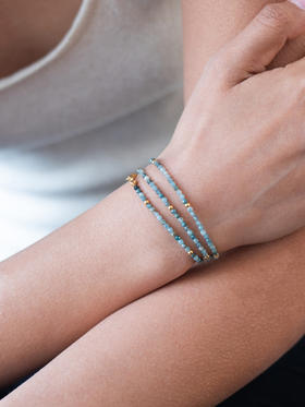 CAPSULE | Clouds 3 Rows Bracelet - Blue Tourmaline [ 蓝碧玺 三层原石串珠手链 ]