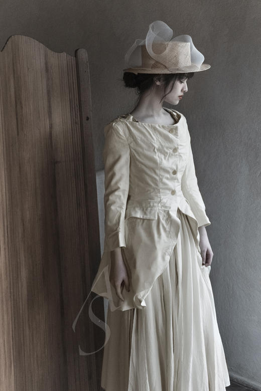 Paul Harnden 黑色/奶油色 宽领WINCHESTER外套 商品图1