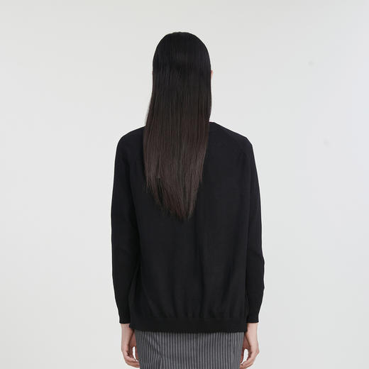 谜底中长款针织开衫女2023春新款时尚绣花宽松毛衫外套231MZ0323 商品图2