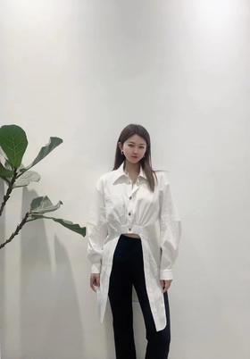 前挖空落肩长衬衫