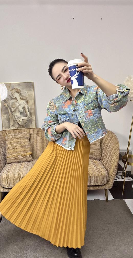 L1臣禾百褶半裙 K211030903 商品图1