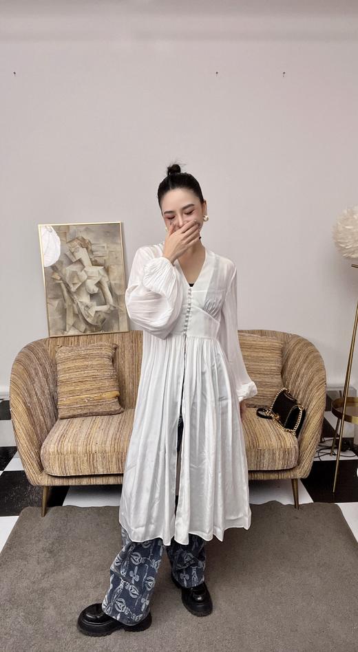 臣禾灯笼袖长款连衣裙 K211021977【奥莱】 商品图1