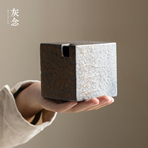 灰念 汉方花器 方体迷你小花瓶 粗陶窑变小花器 茶道禅意水培小花插陶瓷 商品图2