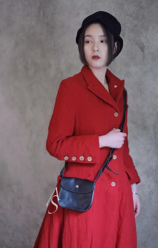 Paul Harnden 黑色坚果斜挎小包 商品图0