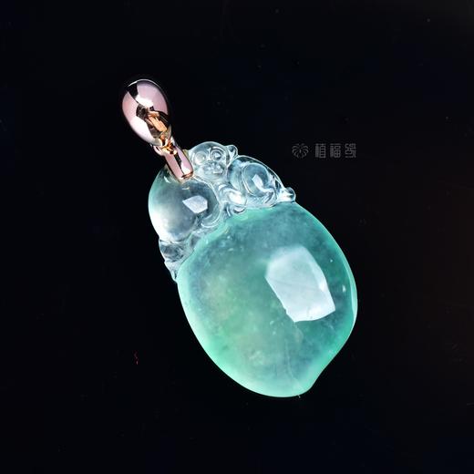 【灵猴献寿】清透飘绿翡翠坠   GZ12212008 商品图1