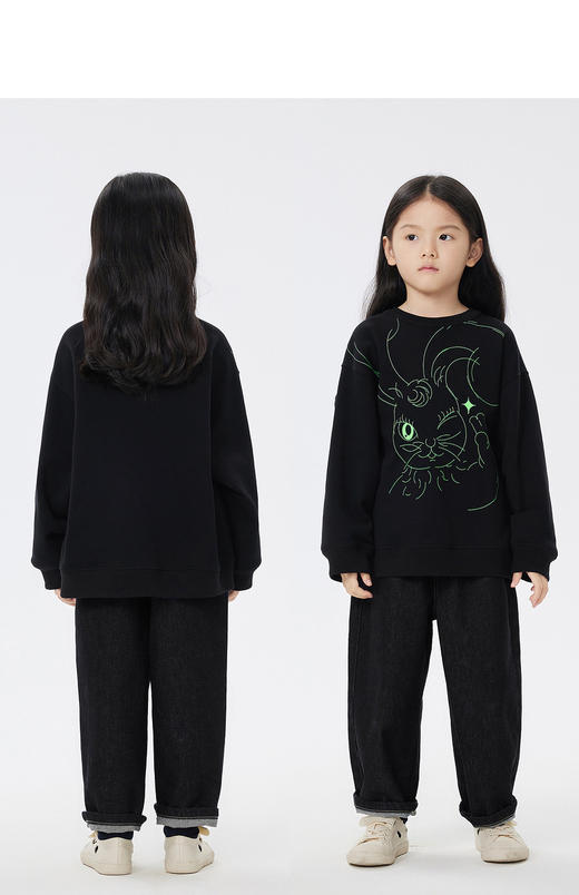 JNBY  23年春款  全棉兔子印花圆领套头卫衣  1N2414860 商品图7