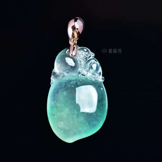 【灵猴献寿】清透飘绿翡翠坠   GZ12212008 商品图3