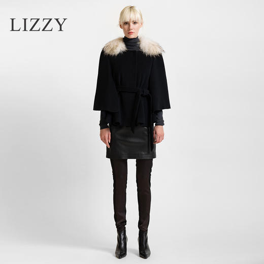 LIZZY 秋冬英伦风可脱卸貉子毛领斗篷款腰带修饰外套6011 商品图1