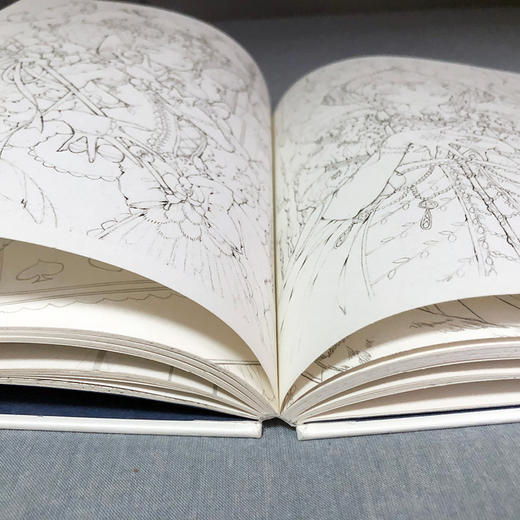 织星白画本 五方莲子线稿插画集 唯美线稿手绘技法线描画册作品集古风画集插画临摹漫画人物绘画洛丽塔汉服涂色线稿集绘画技法 商品图4