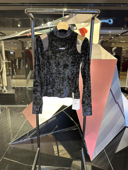 肩部微透烧花丝绒半高领打底衫 商品图0