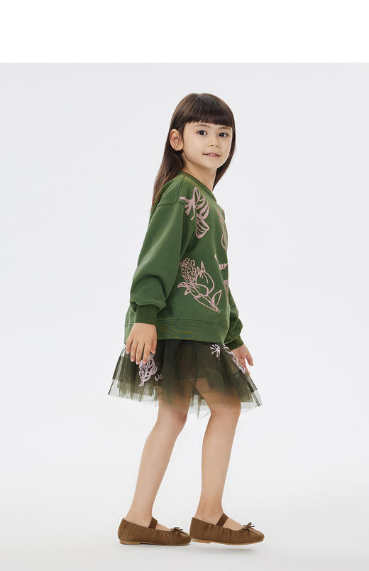 JNBY  23年春款  全棉印花圆领套头卫衣   1N2414700 商品图3