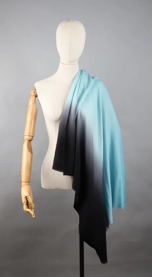 渐变色羊毛披肩 HFW1402006 商品图1