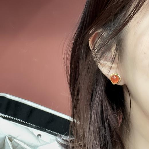 【社群专享】18K金保山南红冰红耳钉 商品图1