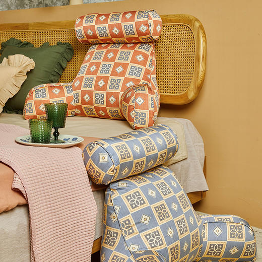 欧普系列护颈多功能抱抱枕床头靠垫靠包 商品图1