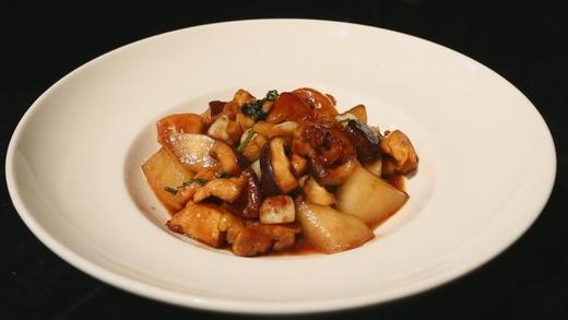 10道鸡肉的滋补吃法-三杯秋梨鸡 商品图0