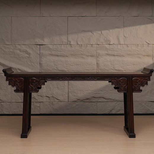 清 红木夹头榫螭龙捧寿翘头案 商品图0