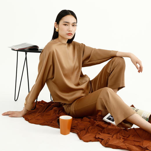 卡莉朵拉上衣C26A7102 商品图1