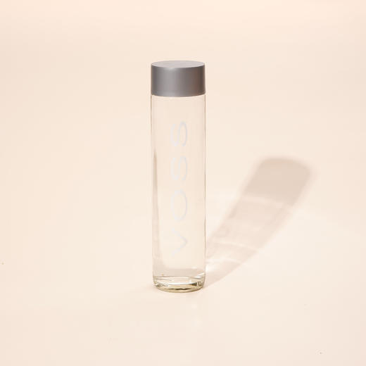 芙丝天然矿泉水（无汽）800ml 商品图0