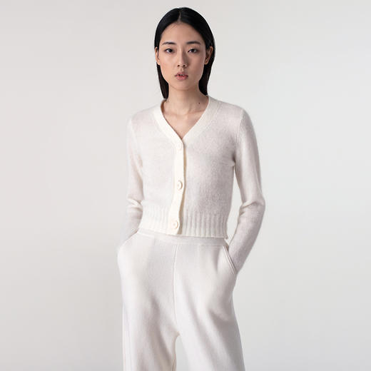 322工房马海毛针织衫女2023新款早秋季长袖短款V领纯色绒感毛衣外 商品图0