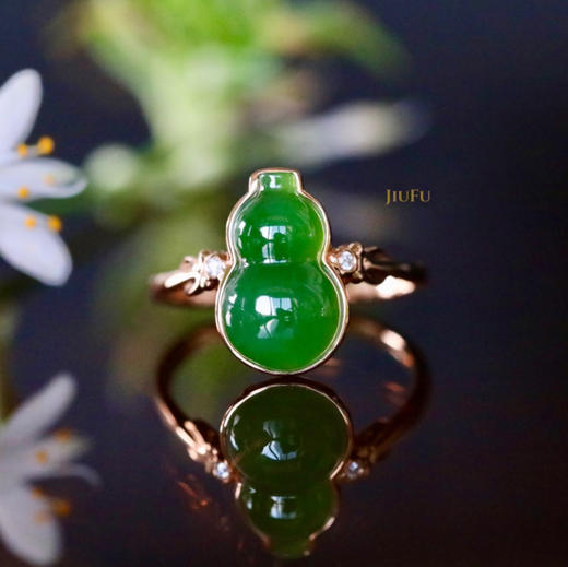 18K玫瑰金和田玉（碧玉）葫芦戒指 /单面葫芦8*13mm/菠菜绿 商品图0